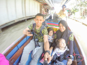 Read more about the article Day 7 Kembara Bangkok | Maeklong Railway Market & Damnoen Saduak Floating Market