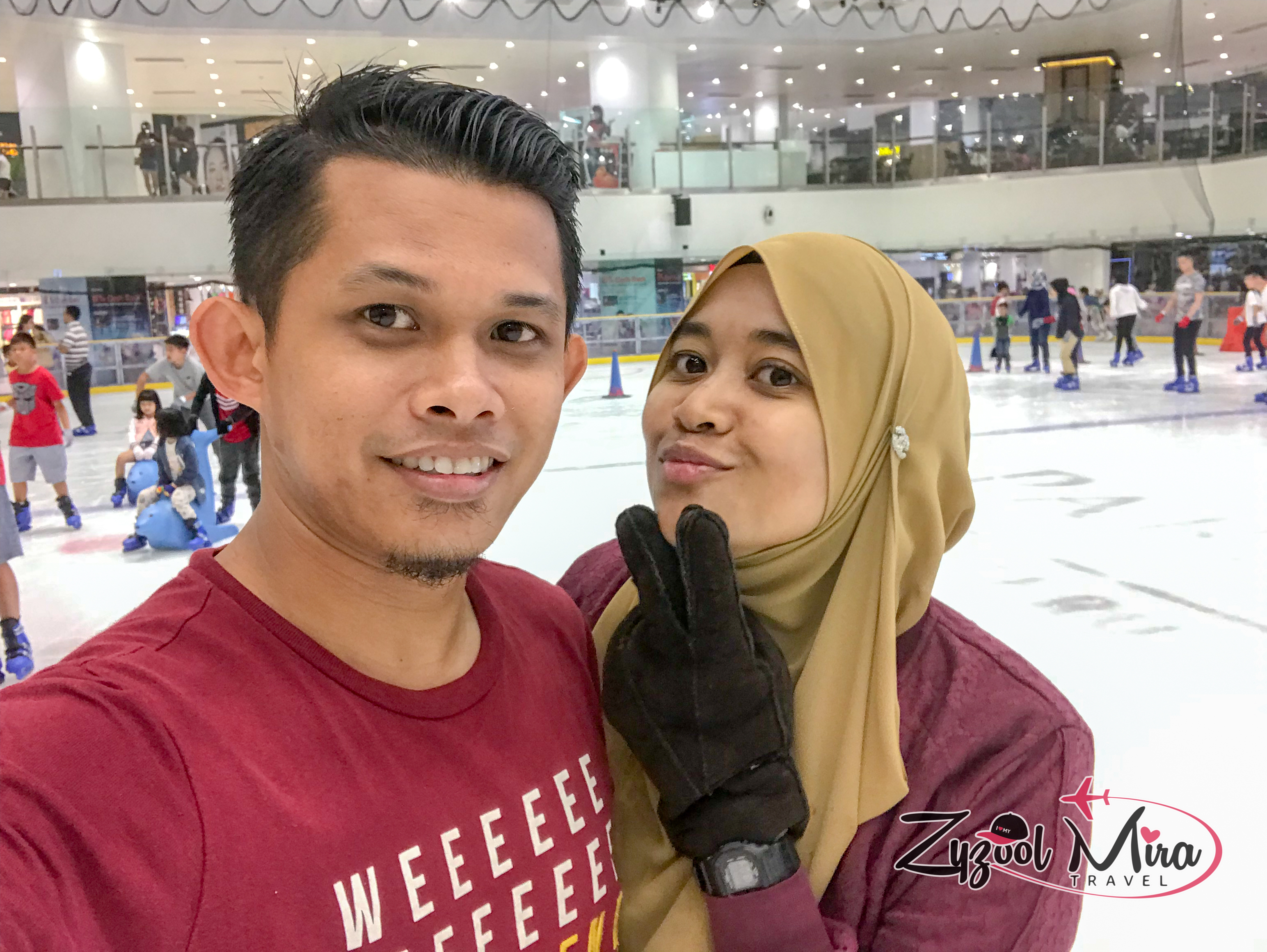 Read more about the article Blue Ice Skating Rink at Paradigm Mall