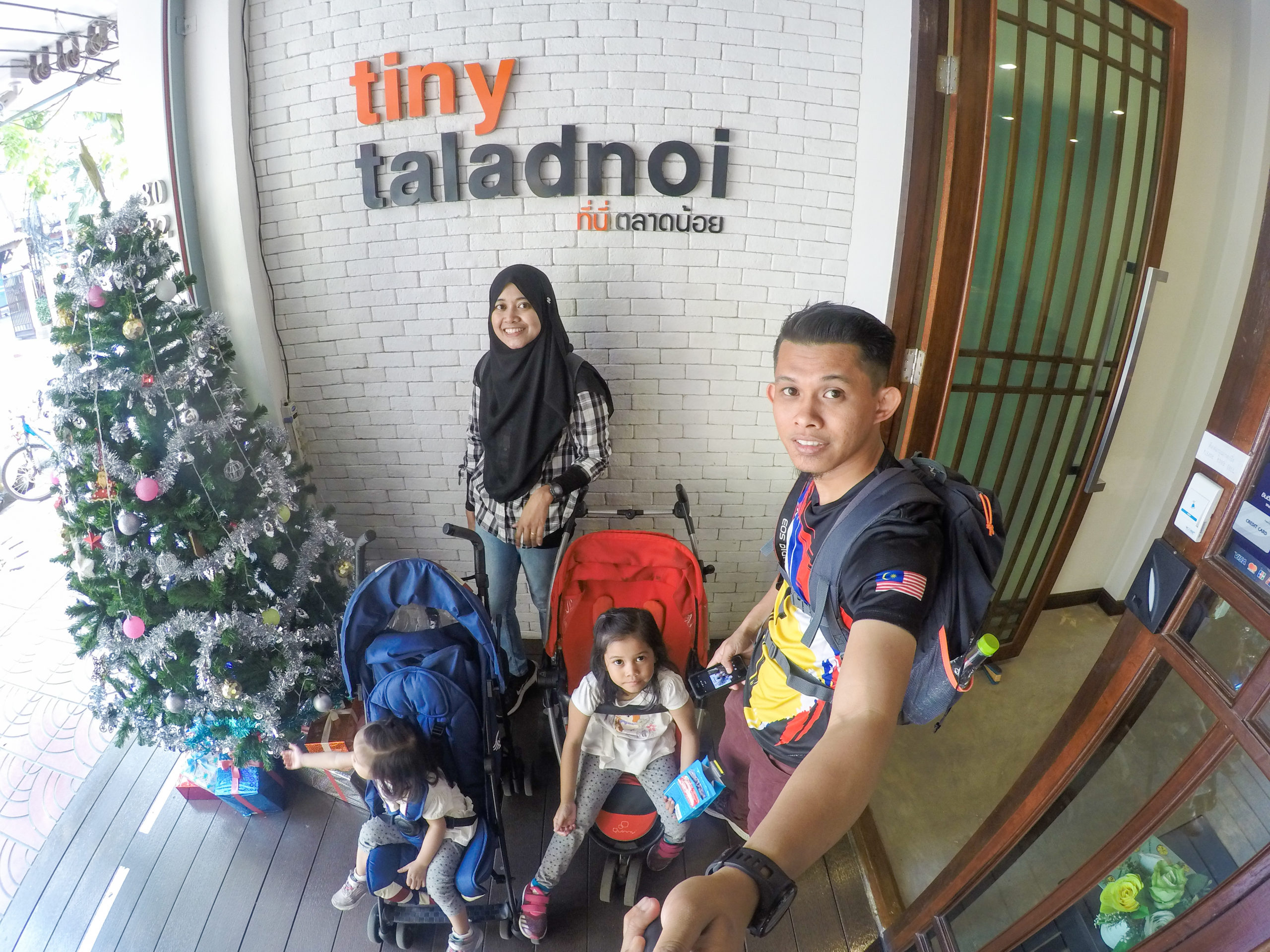 Read more about the article Tiny Taladnoi Hostel Bangkok, Thailand