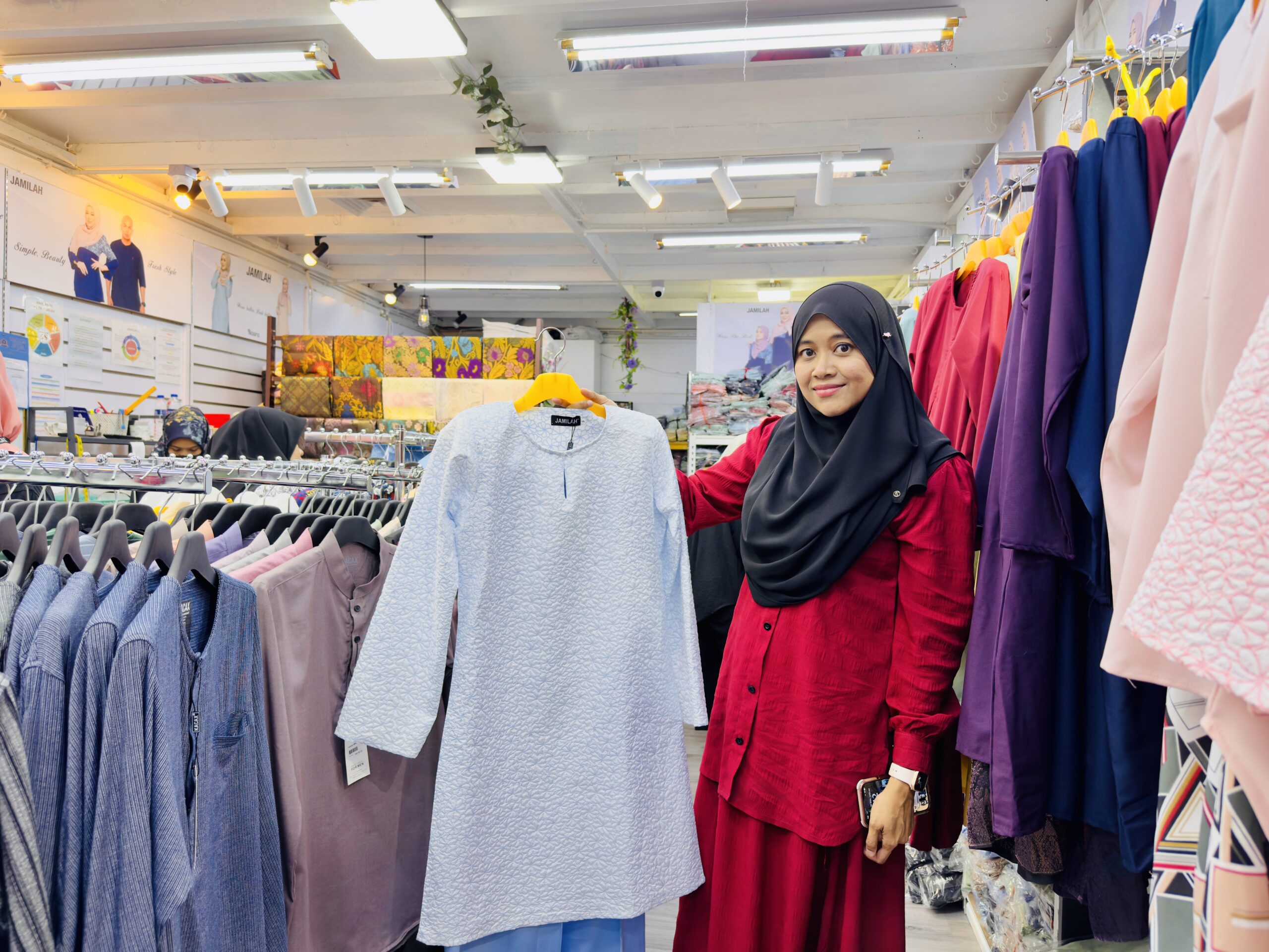 Read more about the article Shopping Baju Raya Sedondon di Butik Jamilah